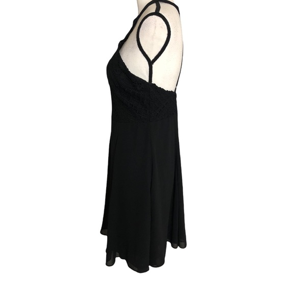 Lulu’s dress size L - Picture 9 of 13